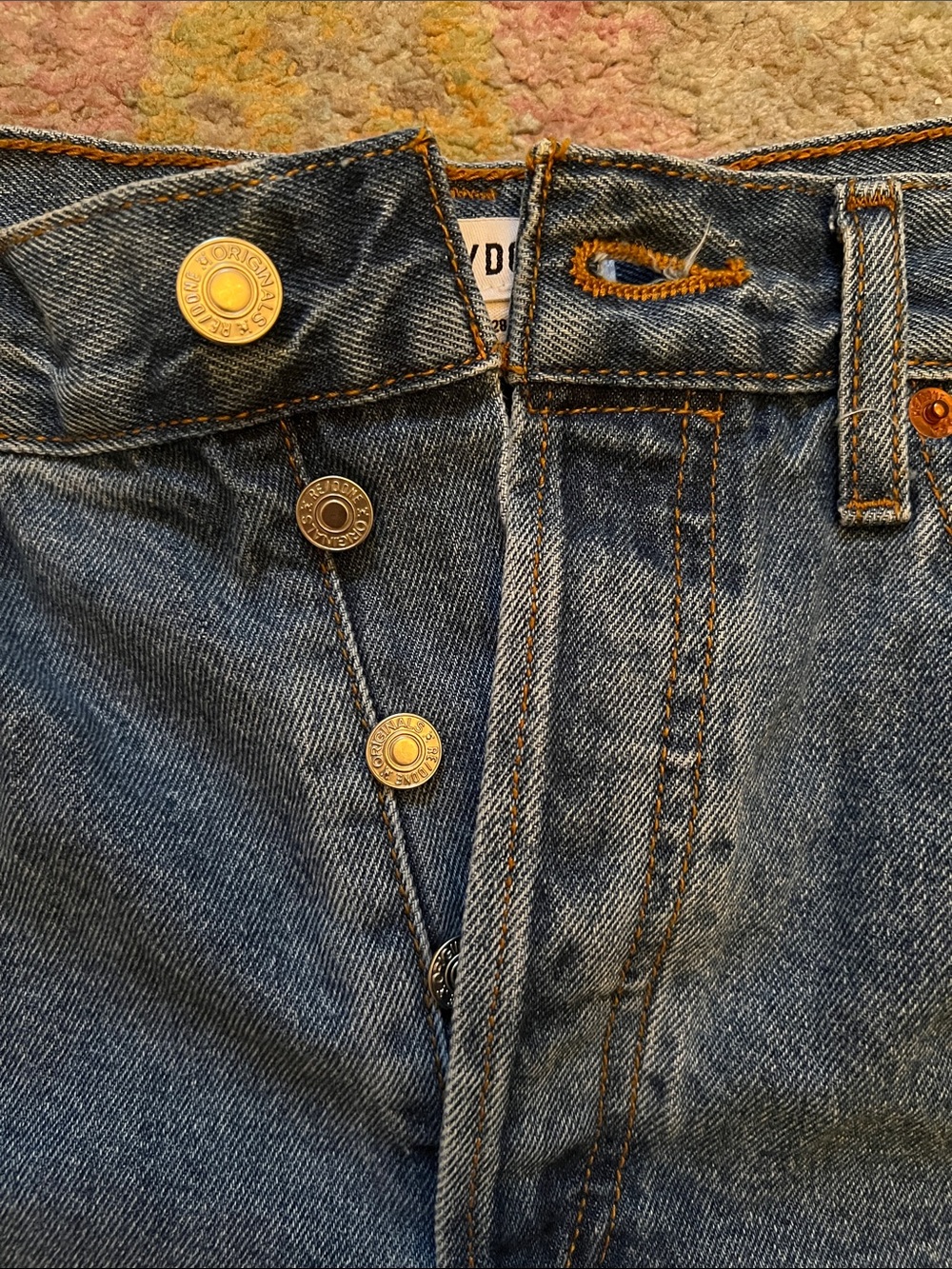 Re/Done 50s cutoff shorts - Dark Blue High-Rise Frayed Denim women’s 28 - Picture 7 of 7
